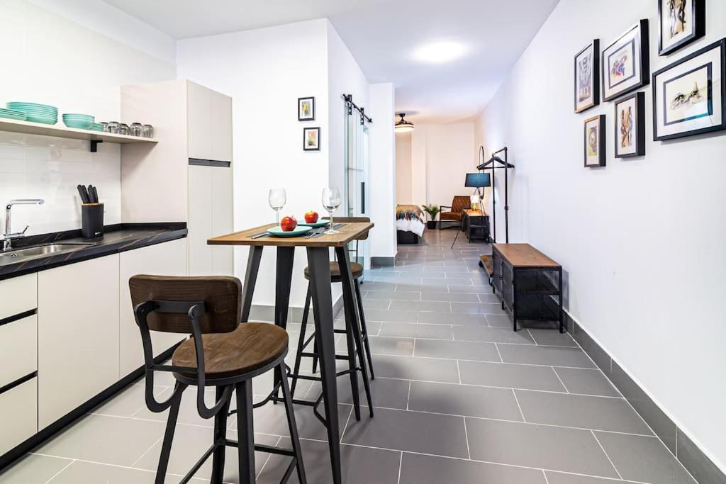 Caramba Freshapartments マラガ エクステリア 写真