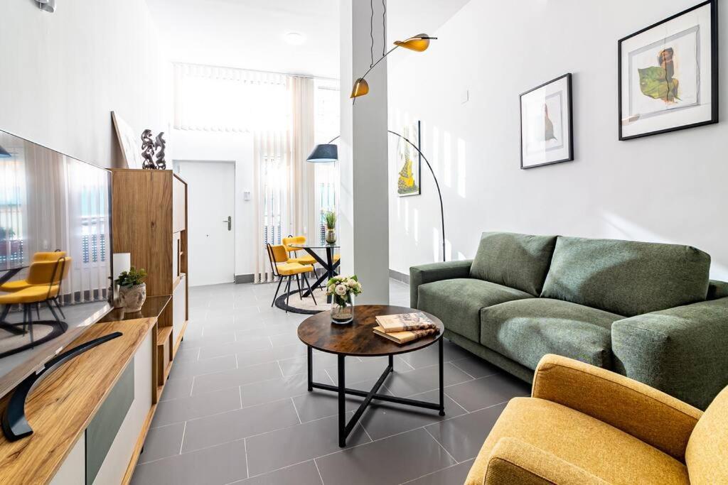 Caramba Freshapartments マラガ エクステリア 写真